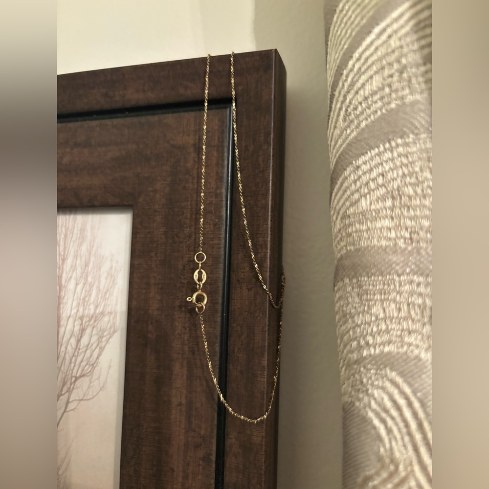 10k Solid Gold Chain Necklace 18”